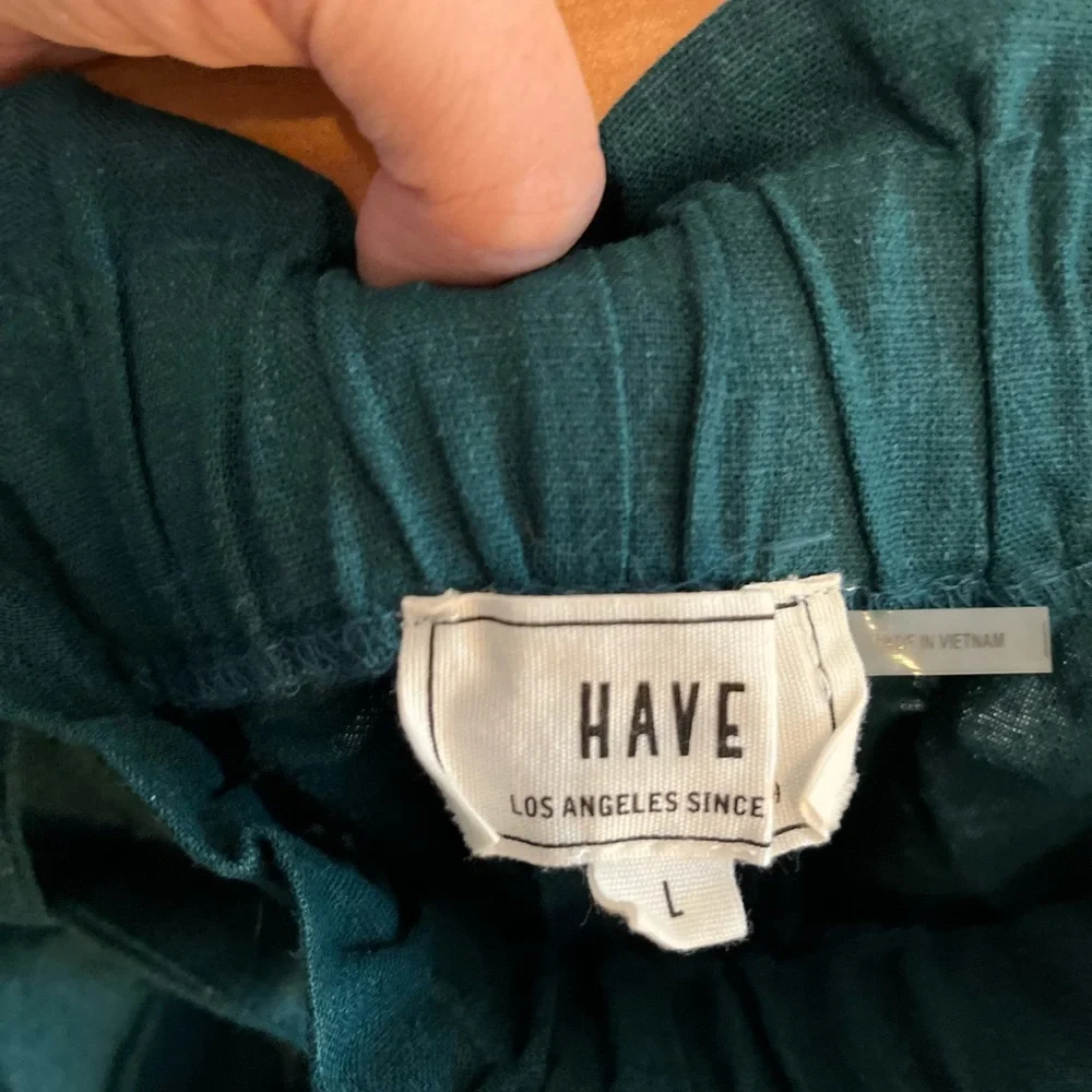 3/$20 Have Los Angeles Green Linen Blend Paperbag Shorts Large (Best For Medium) - Picture 4 of 6